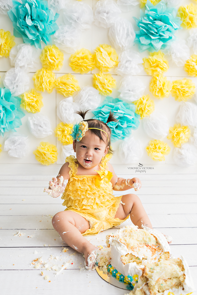 If you are in need of a cake smash photographer for your child I recommend contacting me to schedule your session at least 1-2 months in advance to allow enough time to plan everything as each cake smash is customized for every child & family I work with.